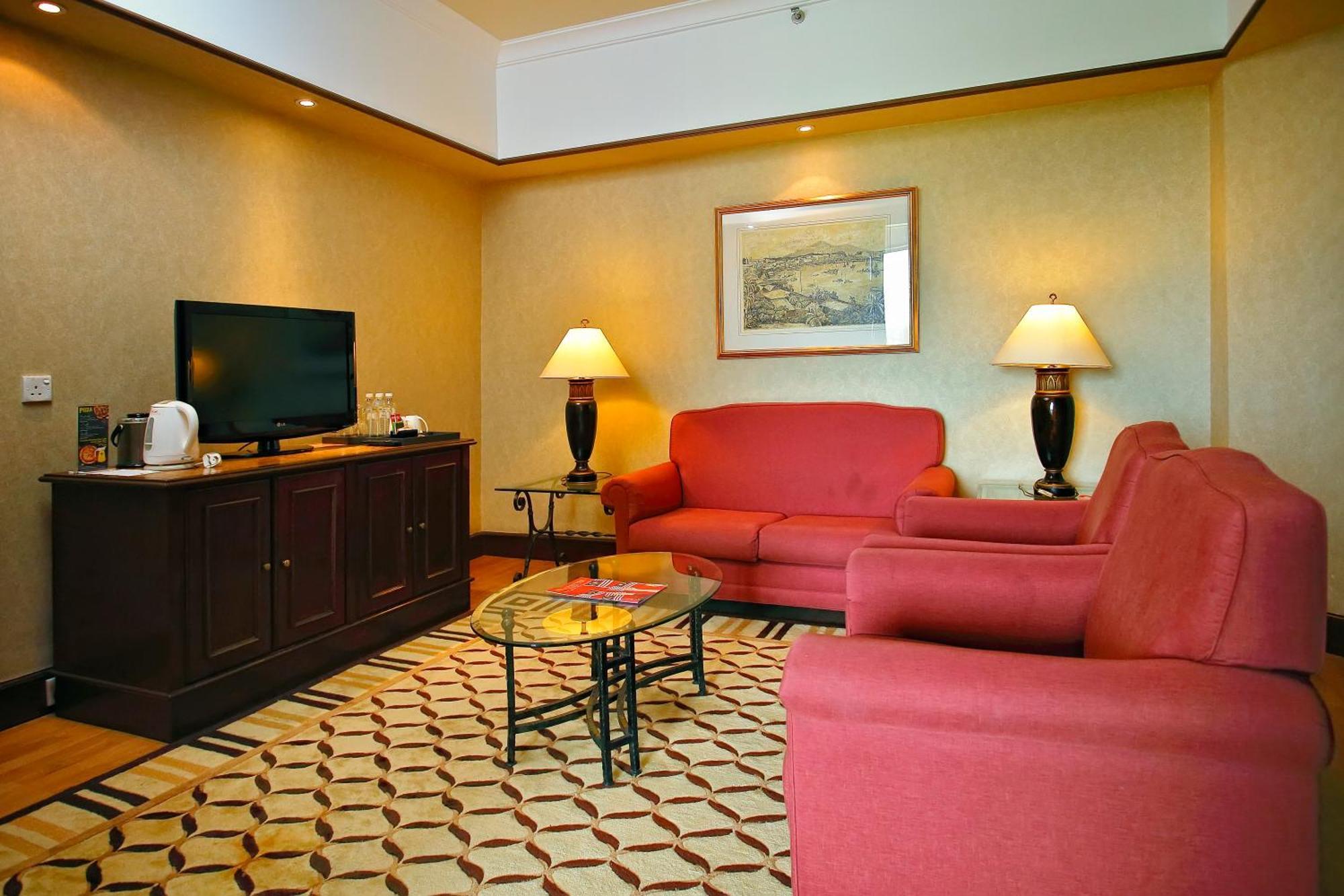 The Pacific Sutera Hotel Кота Кинабалу Екстериор снимка Living room
