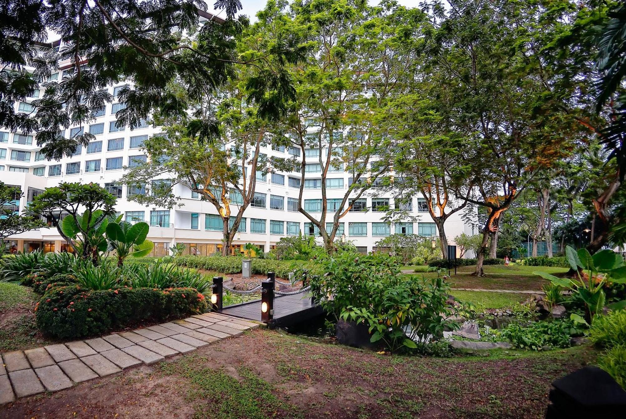 The Pacific Sutera Hotel Кота Кинабалу Екстериор снимка